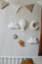 Teddy Bear Hanging from Balloon Wall Decor set