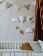 Teddy Bear Hanging from Balloon Wall Decor set
