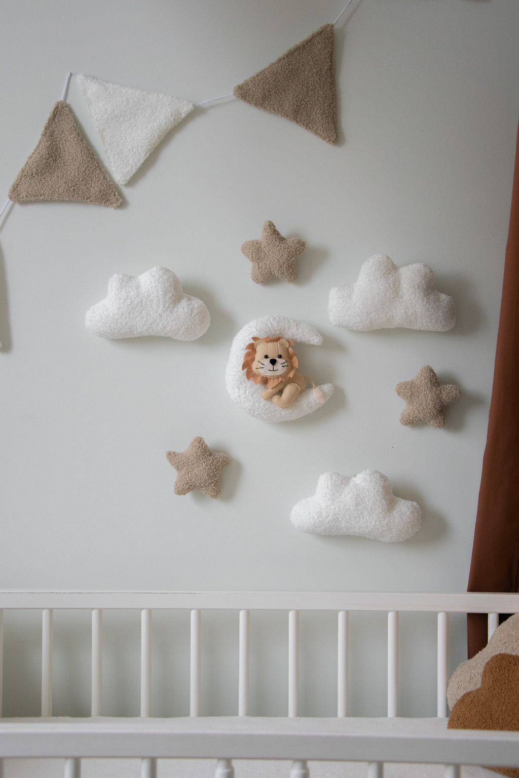 Cute Lion Wall Decor for Adorable Nursery or Playroom Decoration