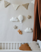 Teddy Bear Hanging from Balloon Wall Decor set