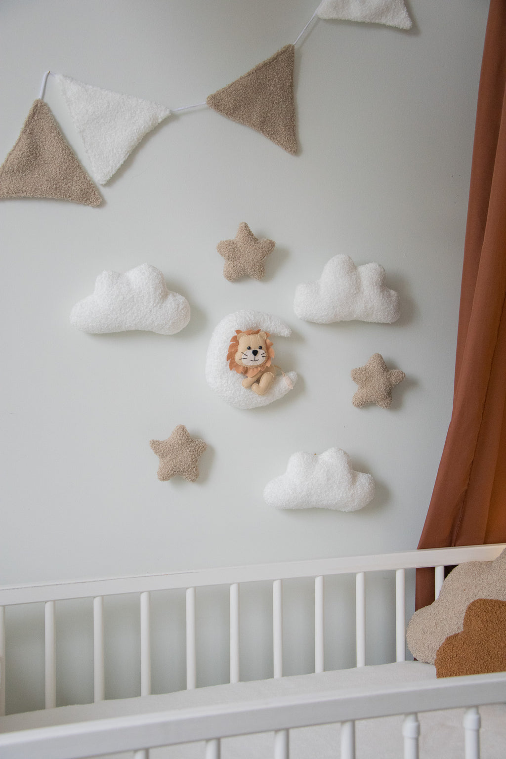 Cute Lion Wall Decor for Adorable Nursery or Playroom Decoration