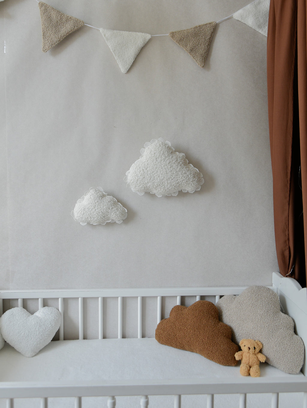 Lace Bouclé Cloud Wall Decor set