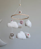 Teddy handmade clouds and daisy baby mobile - Minidreams Decor