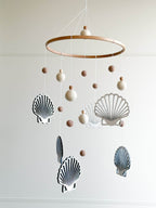 Seashell baby nursery mobile - Minidreams Decor
