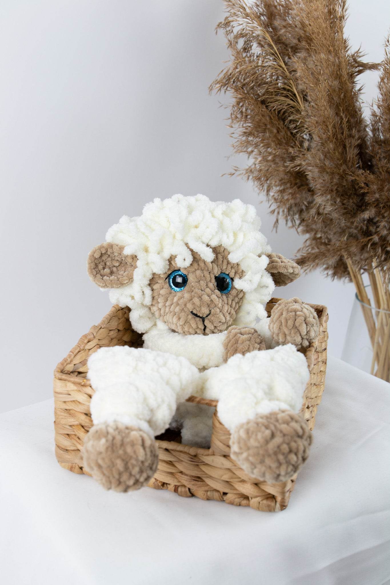 Lamb baby comforter - Minidreams Decor