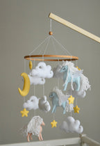 Horse mobile with clouds and pale yellow stars - Minidreams Decor