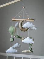 Airplane nursery baby mobile with hot air balloon - Minidreams Decor